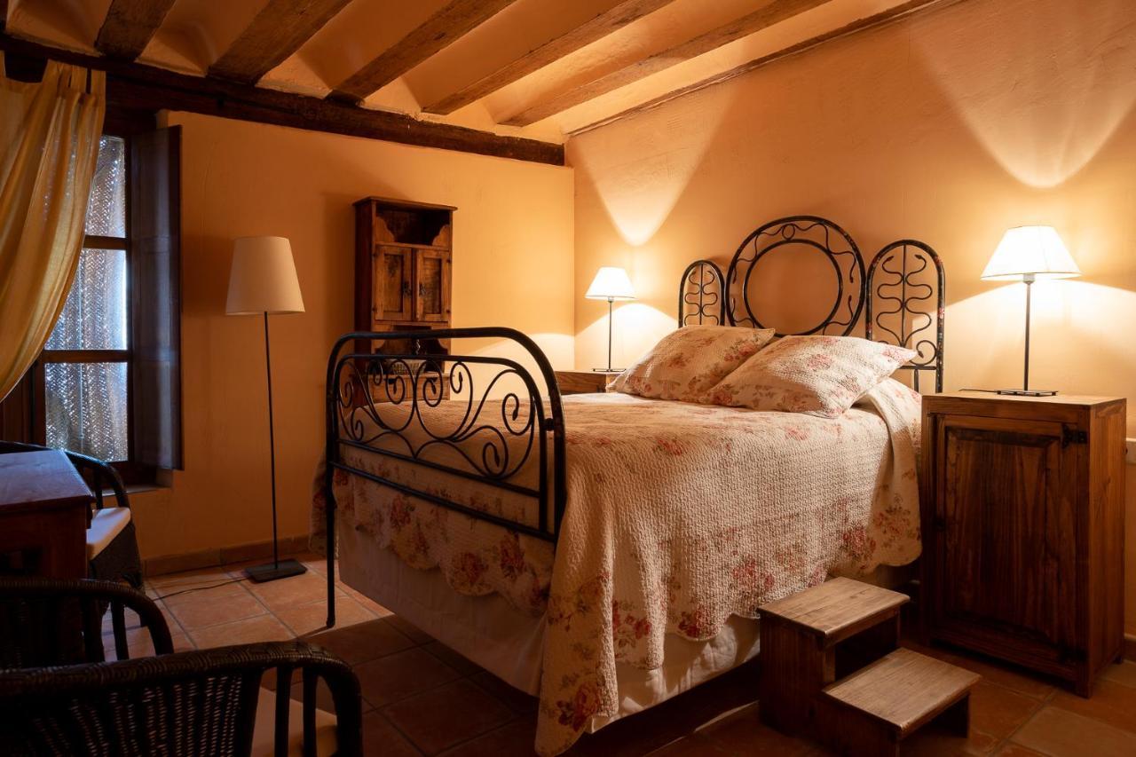 La Casa Grande Pension Talayuelas  Buitenkant foto