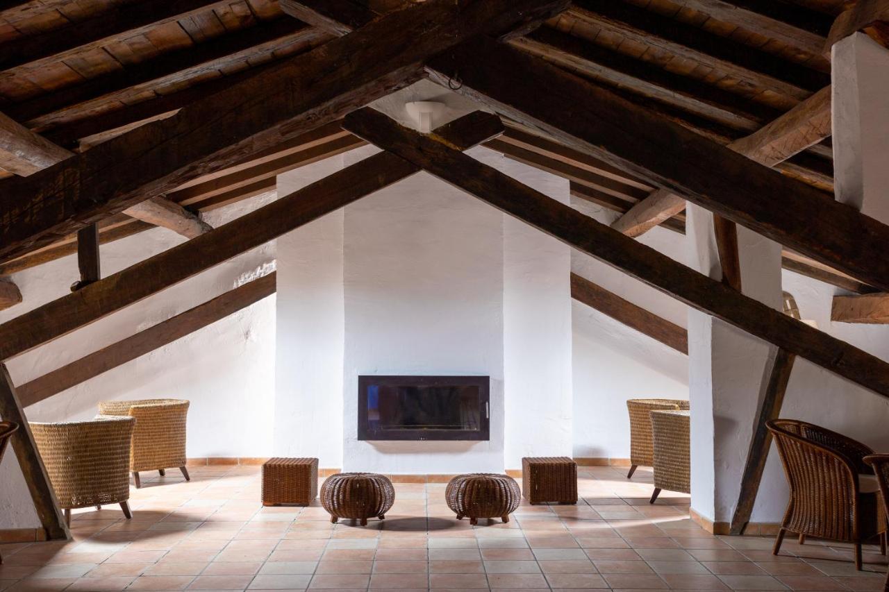 La Casa Grande Pension Talayuelas  Buitenkant foto